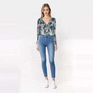 By Anthropologie Floral Plunging Neckline Long  Sleeve Crop Top Size XS